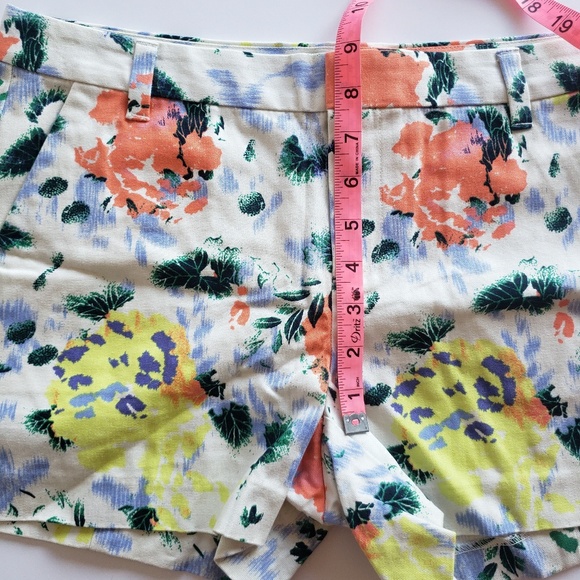 Gap White Shorts Floral Print womens size 4 - Picture 8 of 8